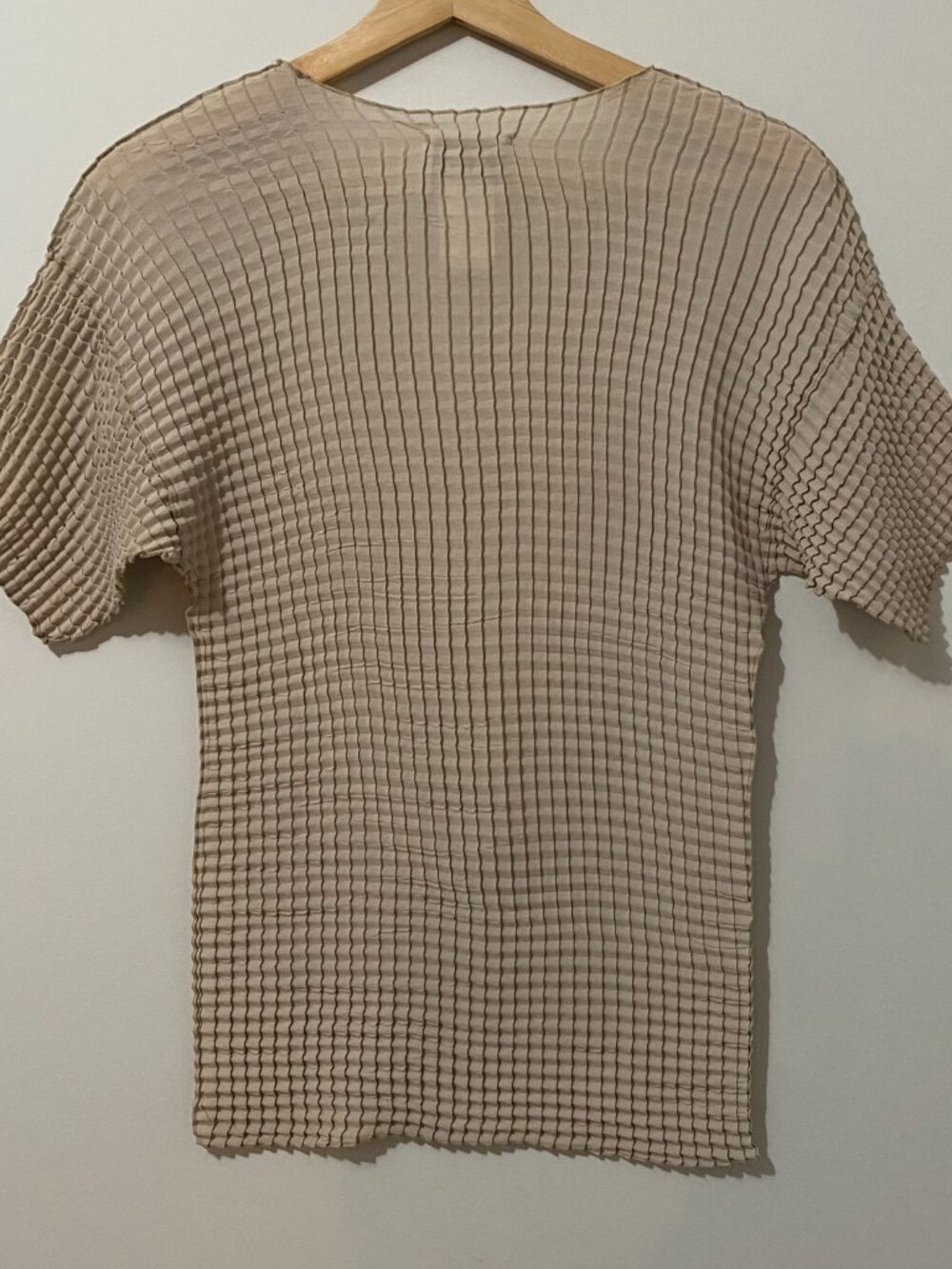 Vintage 1980s Waffle Textured Ruched Taupe T-Shirt Top Stretch Minimalist Career - Picture 9 of 9